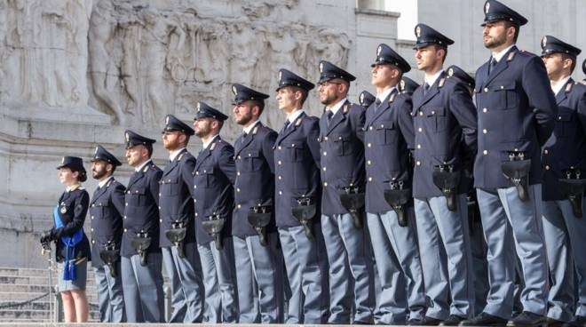 Polizia di stato: con decreto il T.A.R. Del Lazio ammette co ... Immagine 1