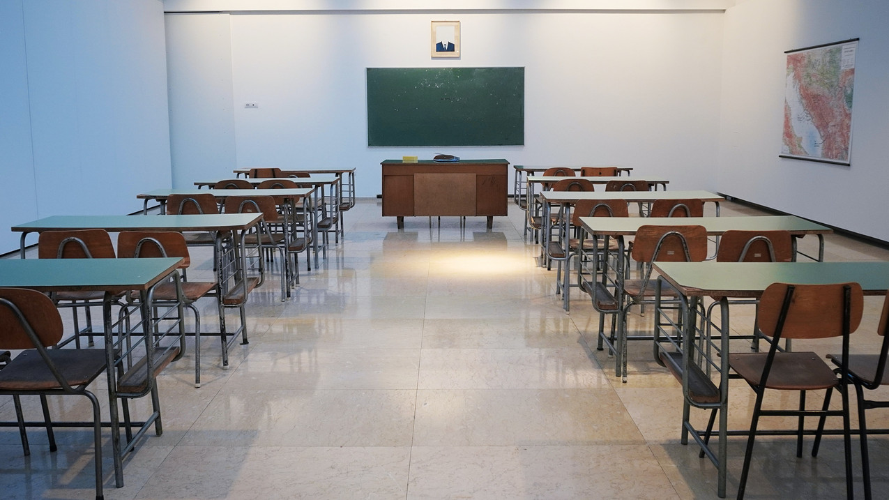 Decadenza dalle GM dei docenti di ruolo con riserva: il TAR dichiara nullo il decreto dell’USR
